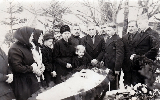 Aappo (Aappi) Parviaisen hautajaiset 5.12.1934