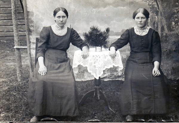 Liisa ja Iida Mertaniemi