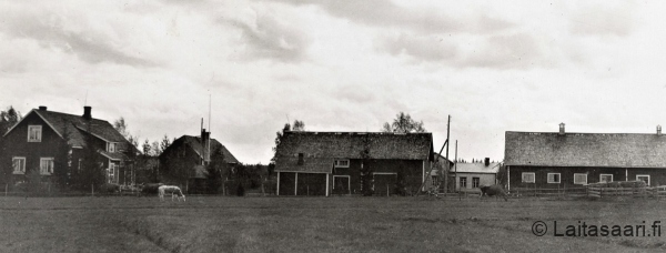 Karhun talot Laitasaaressa