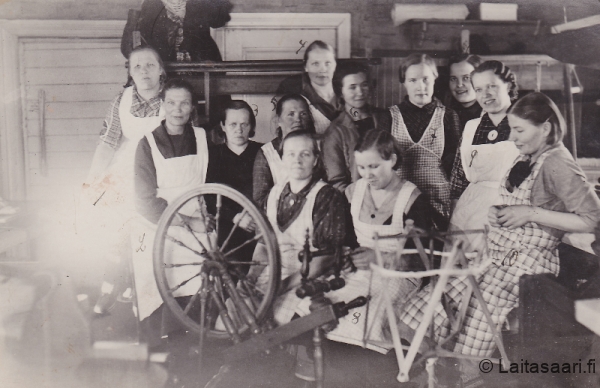 Laitasaaren Marttojen kudontakurssi 1938