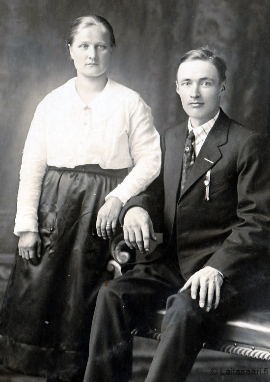 Tuntematon / unknown couple