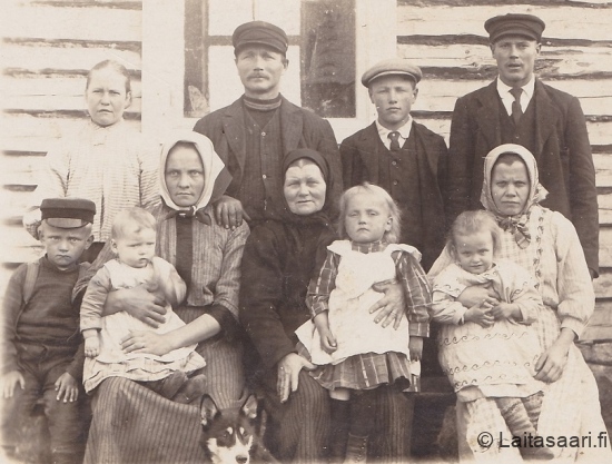 Rahkoja ja Tikkasia (1909)